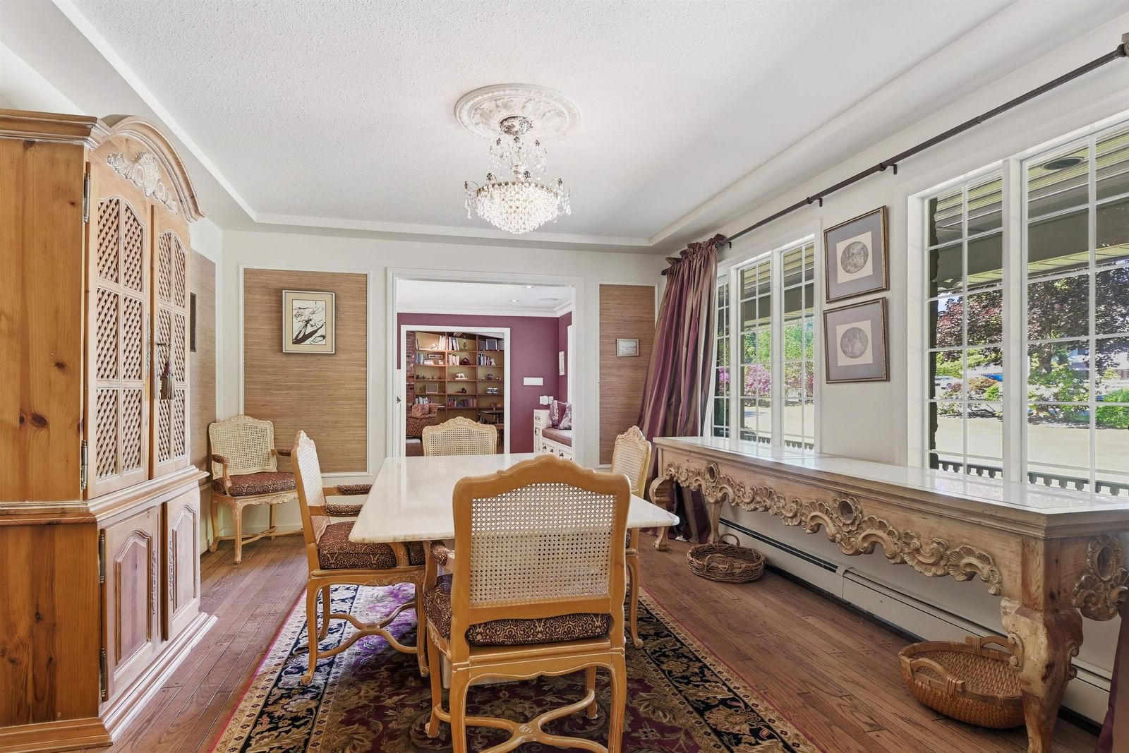 Listing Image 6