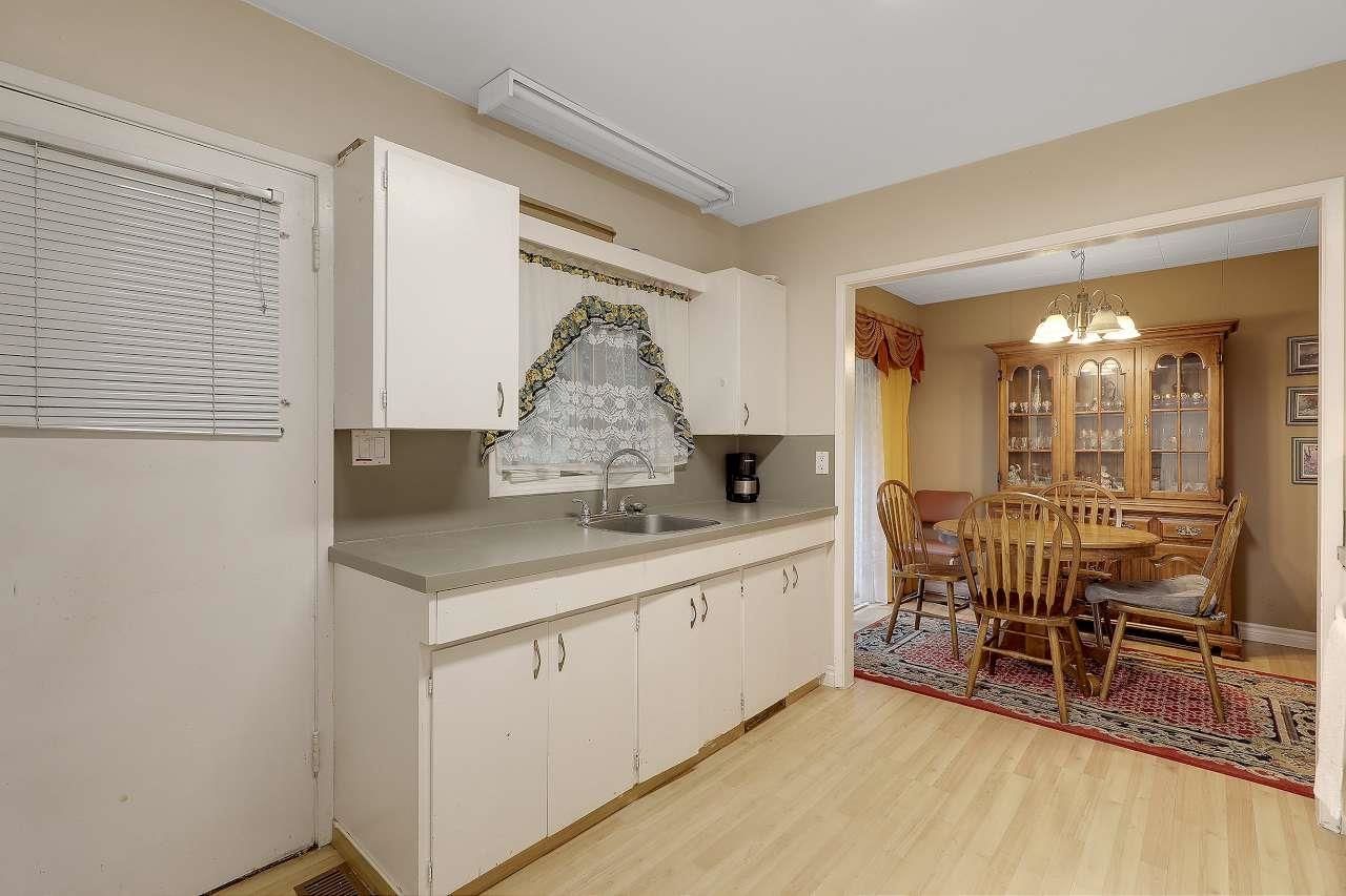 Listing Image 16