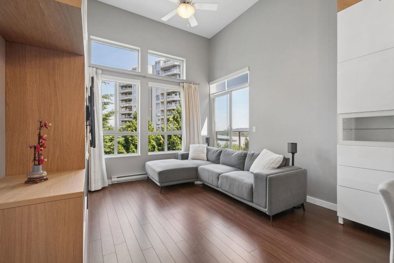 406 - 225 Francis Way