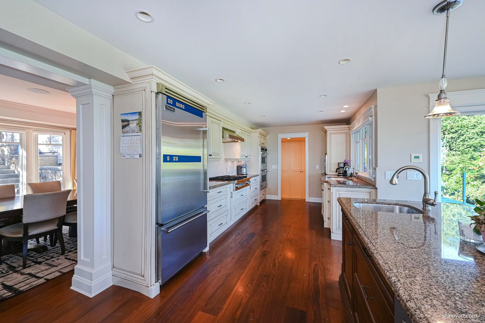 Listing Image 9