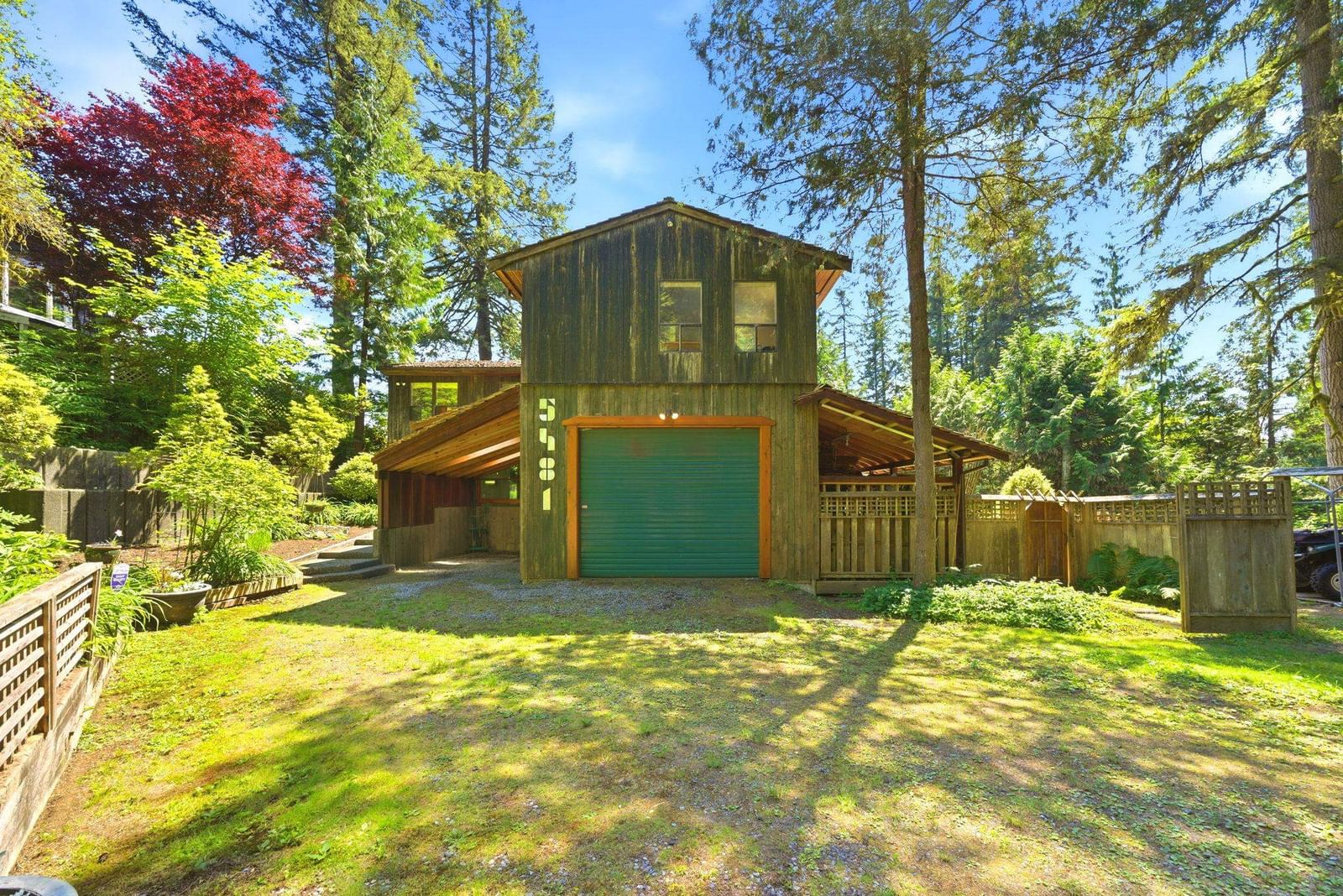 Listing Image 4