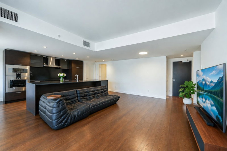 603 - 1571 57th Avenue W