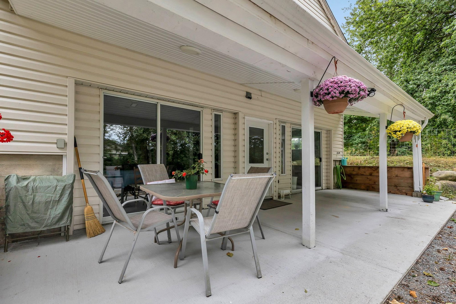 Listing Image 28