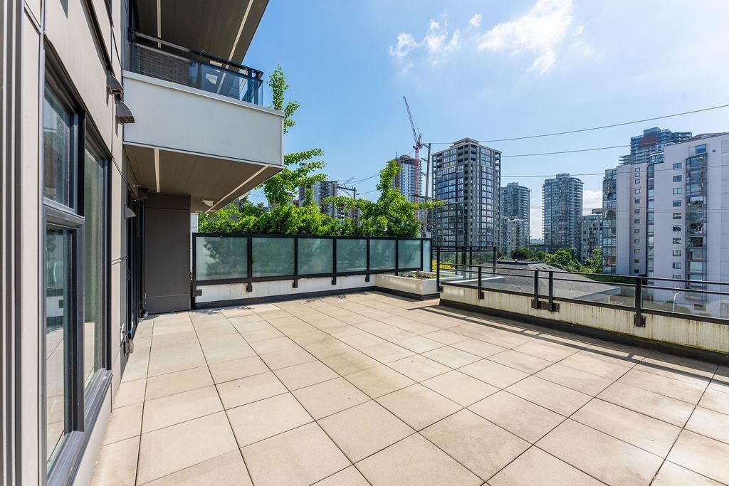 Listing Image 22