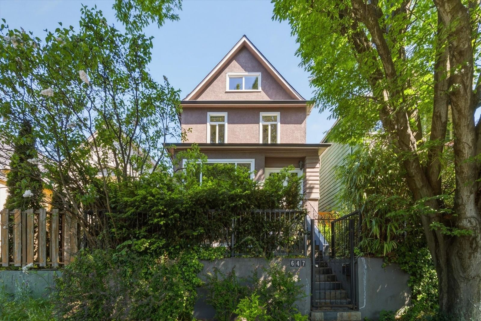 Listing Image 15