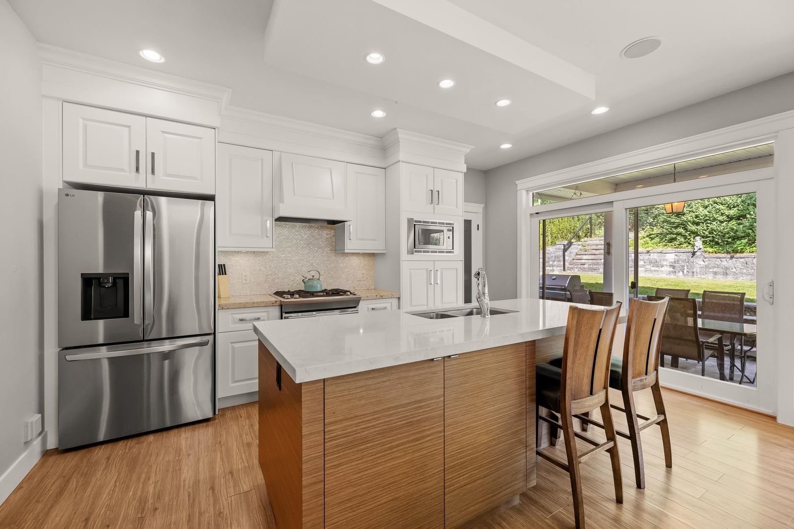 Listing Image 10