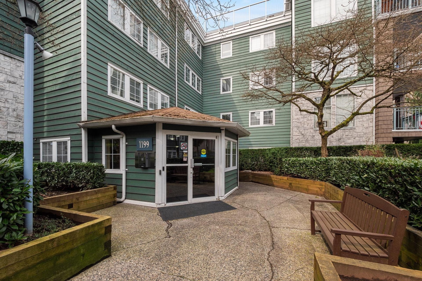 Listing Image 20