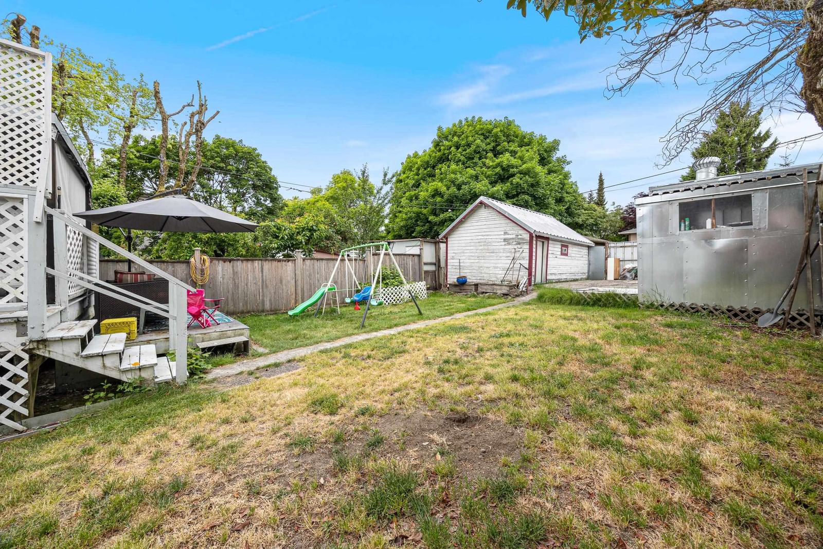 Listing Image 23