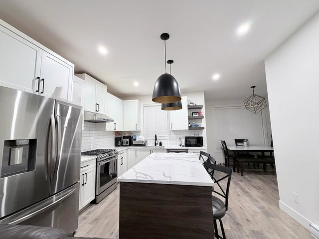 12 - 27640 Lantern Avenue