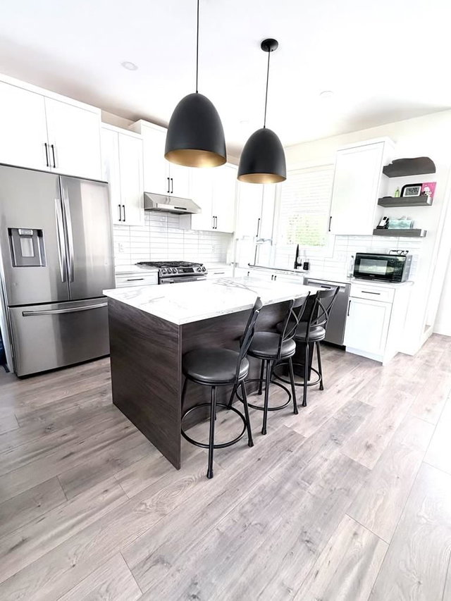 12 - 27640 Lantern Avenue