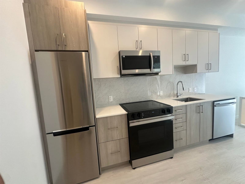 W111 - 13838 108 Avenue