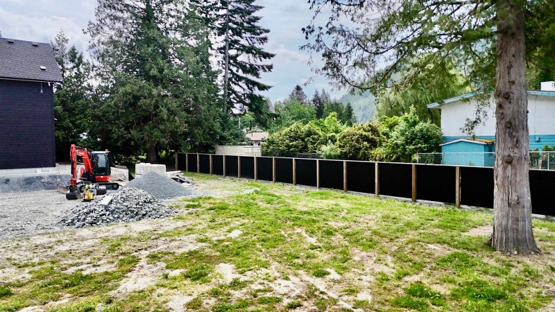 440 Echo Avenue