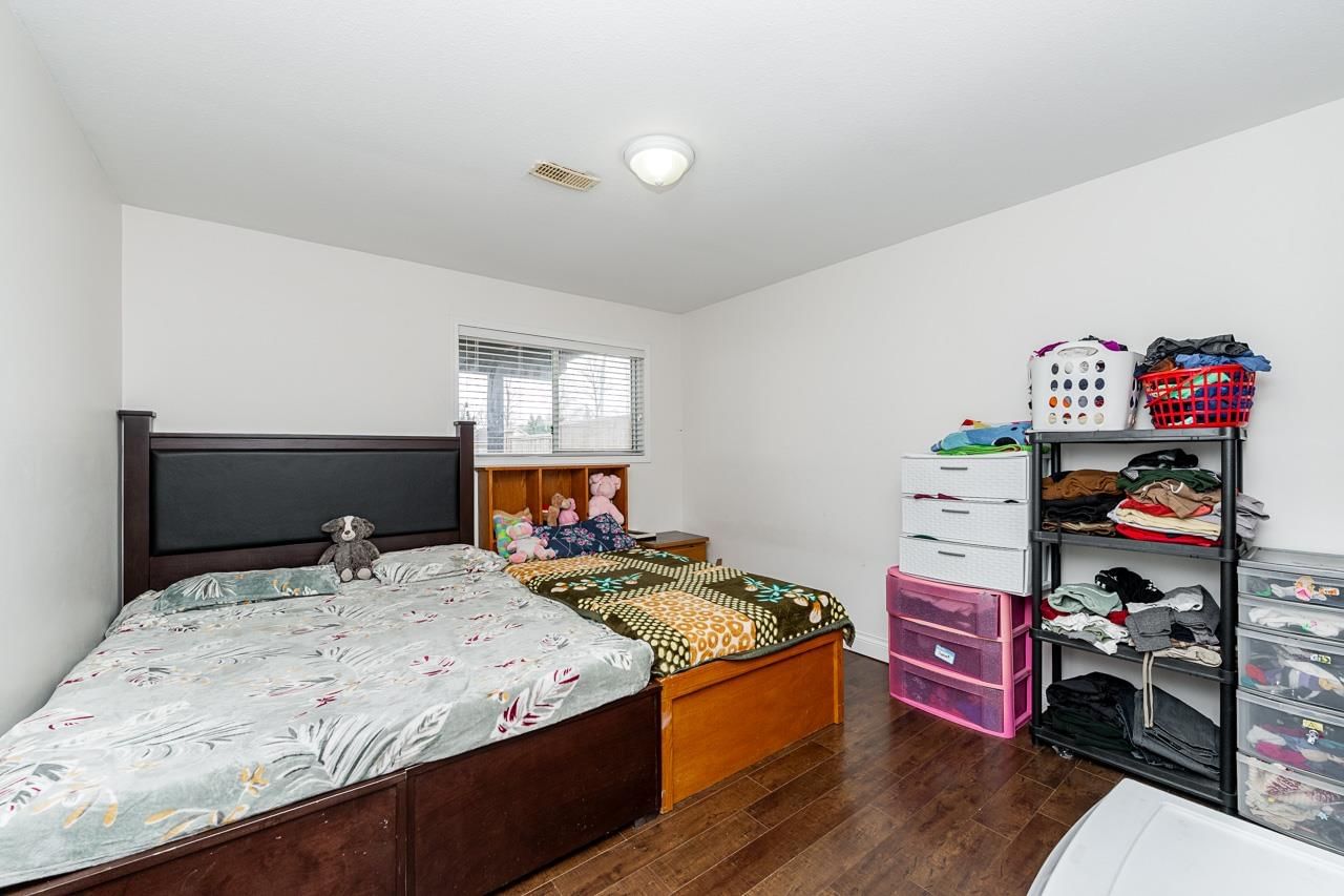 Listing Image 20