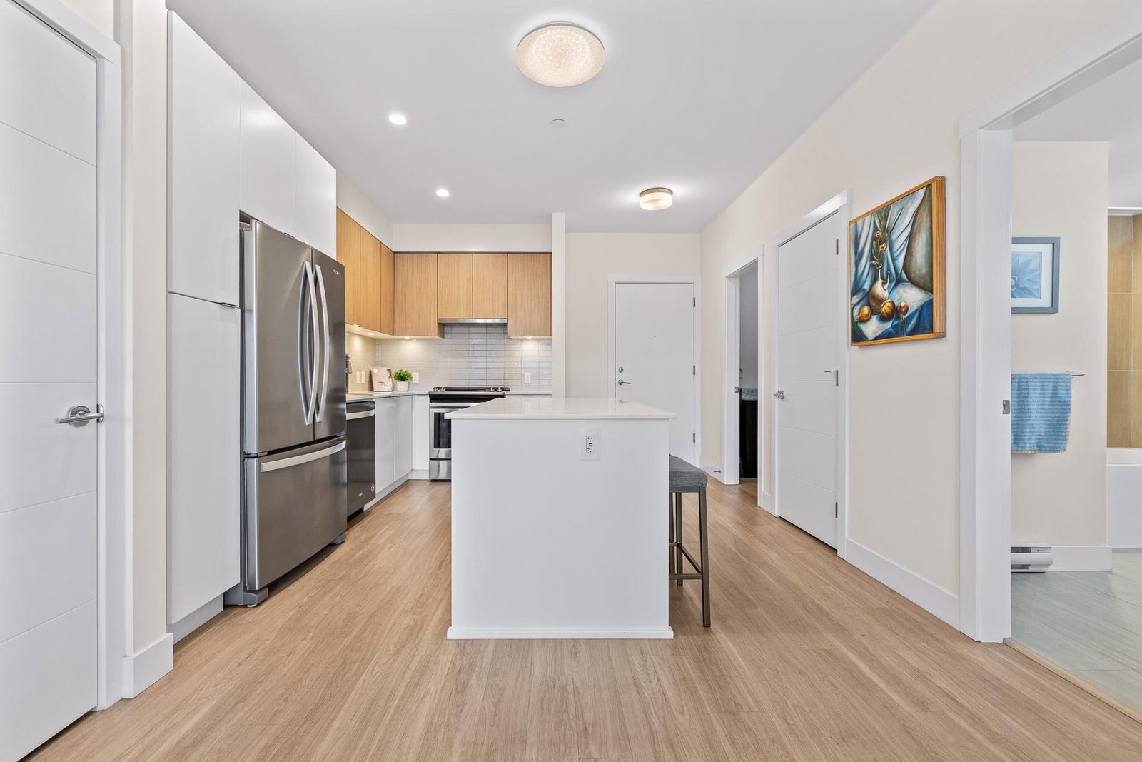 Listing Image 9