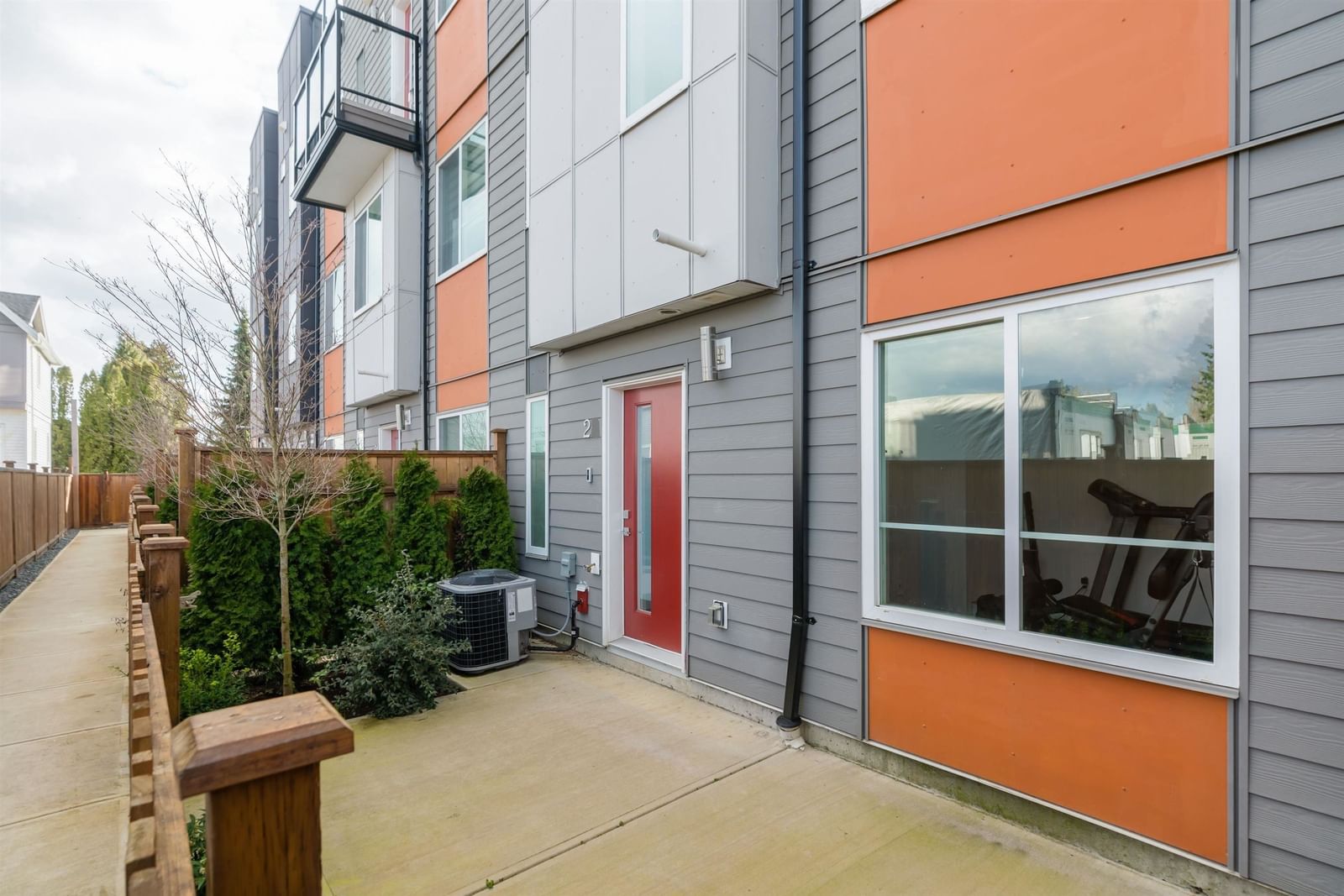 Listing Image 2