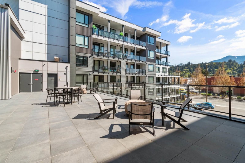 601 - 45745 Watson Road