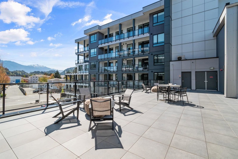 601 - 45745 Watson Road
