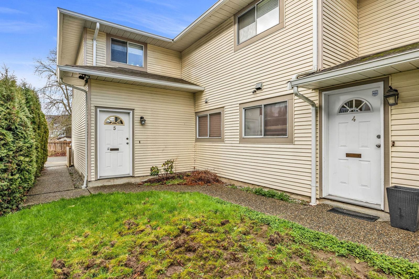 Listing Image 3