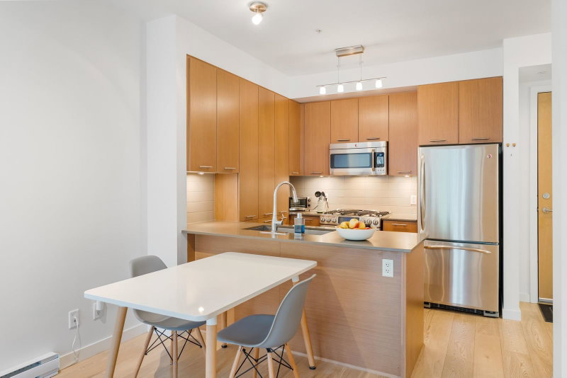 109 - 215 Brookes Street