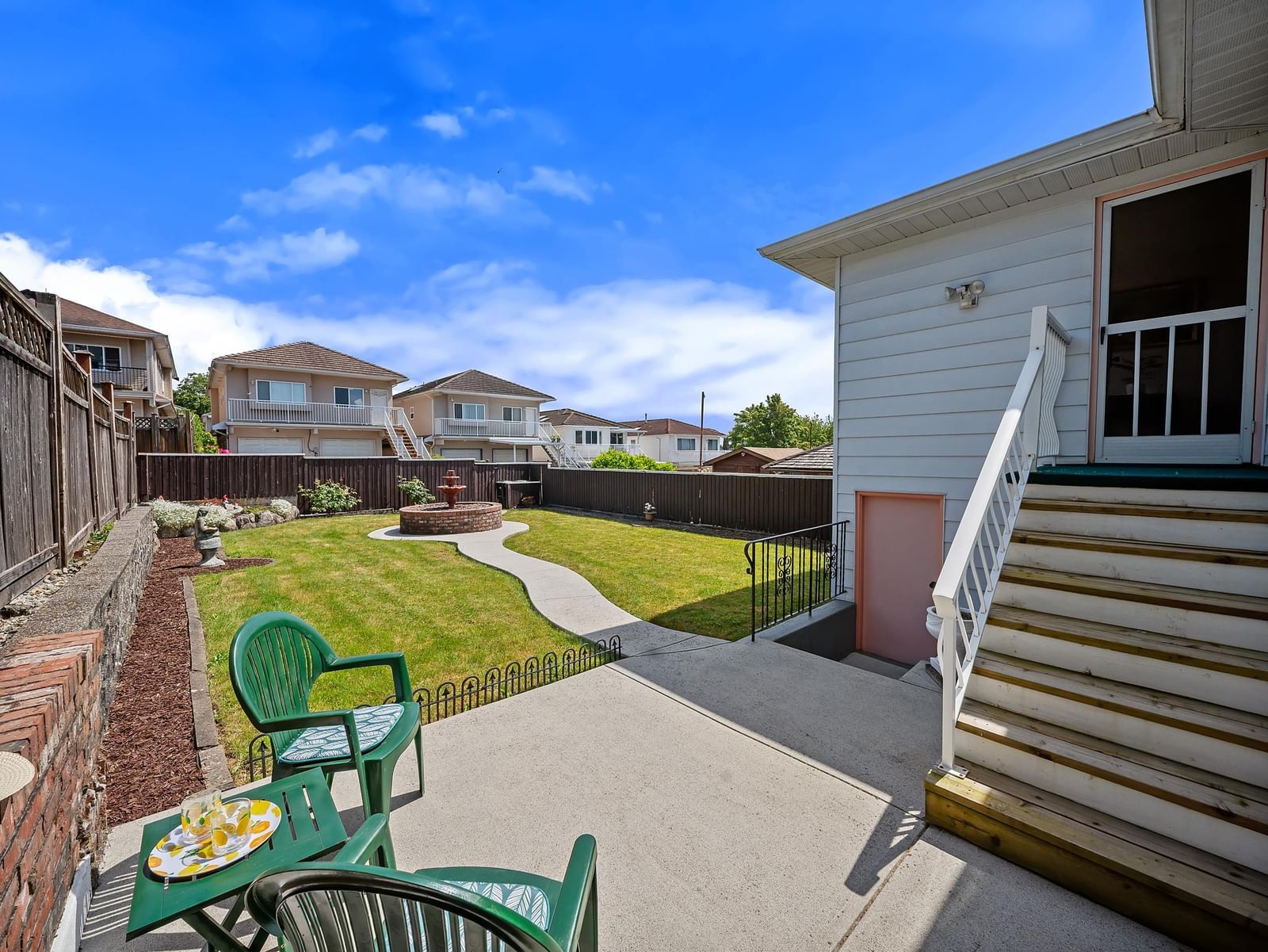 Listing Image 9