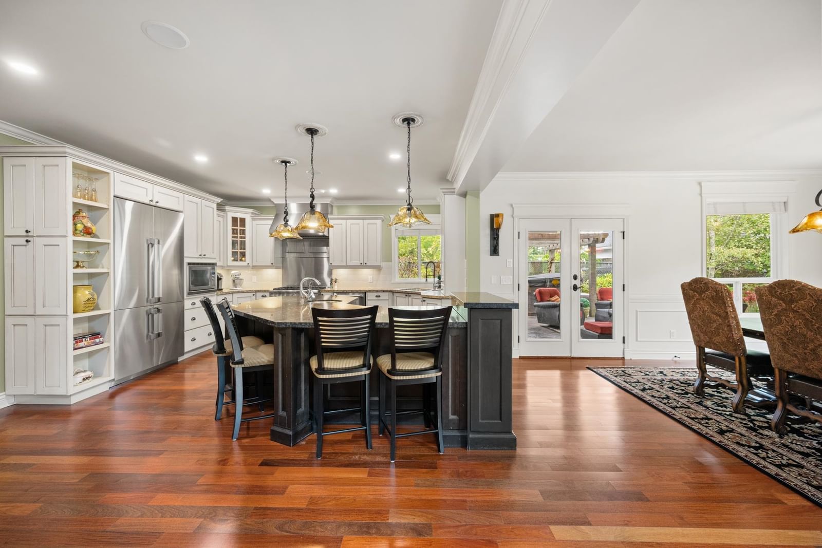 Listing Image 10