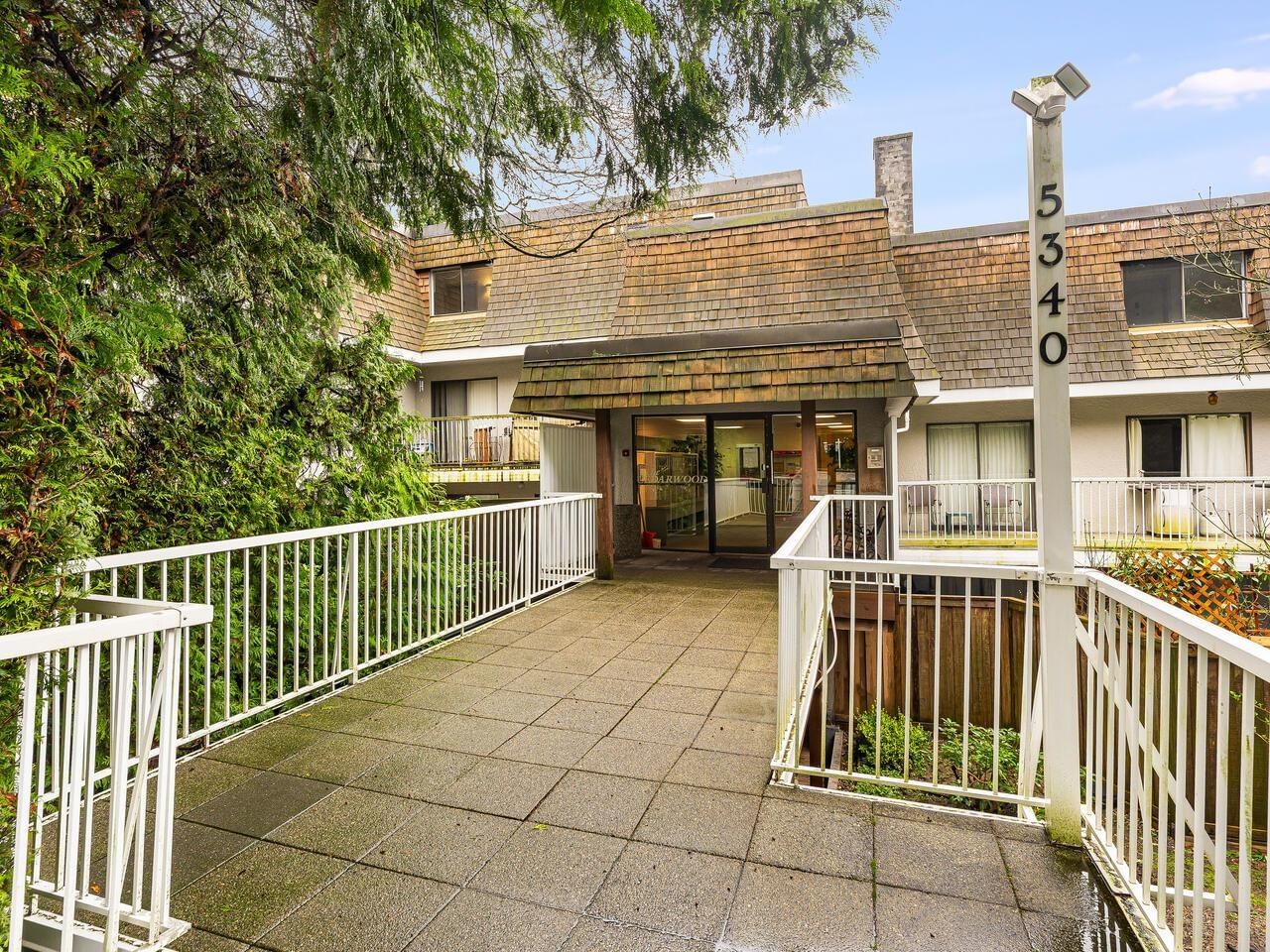 Listing Image 20