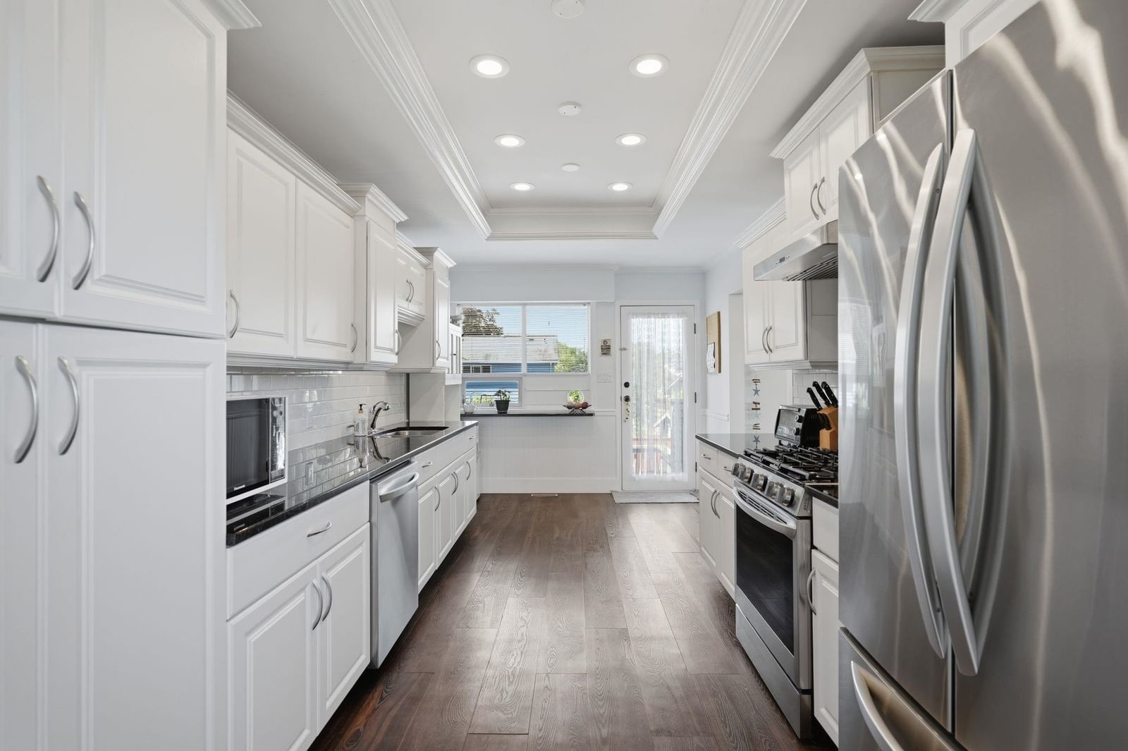 Listing Image 15