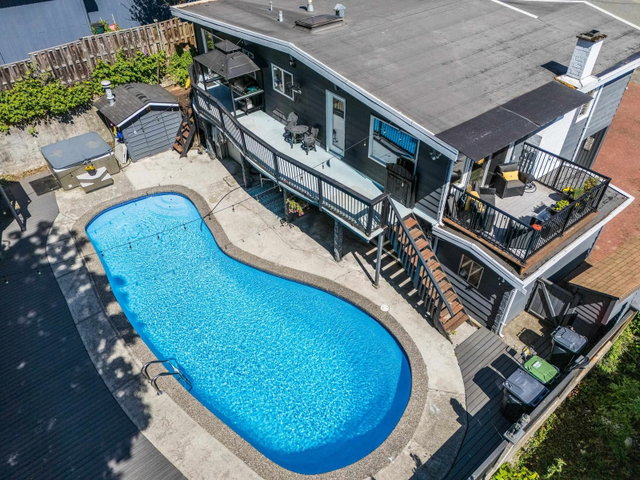 348 Seaforth Crescent