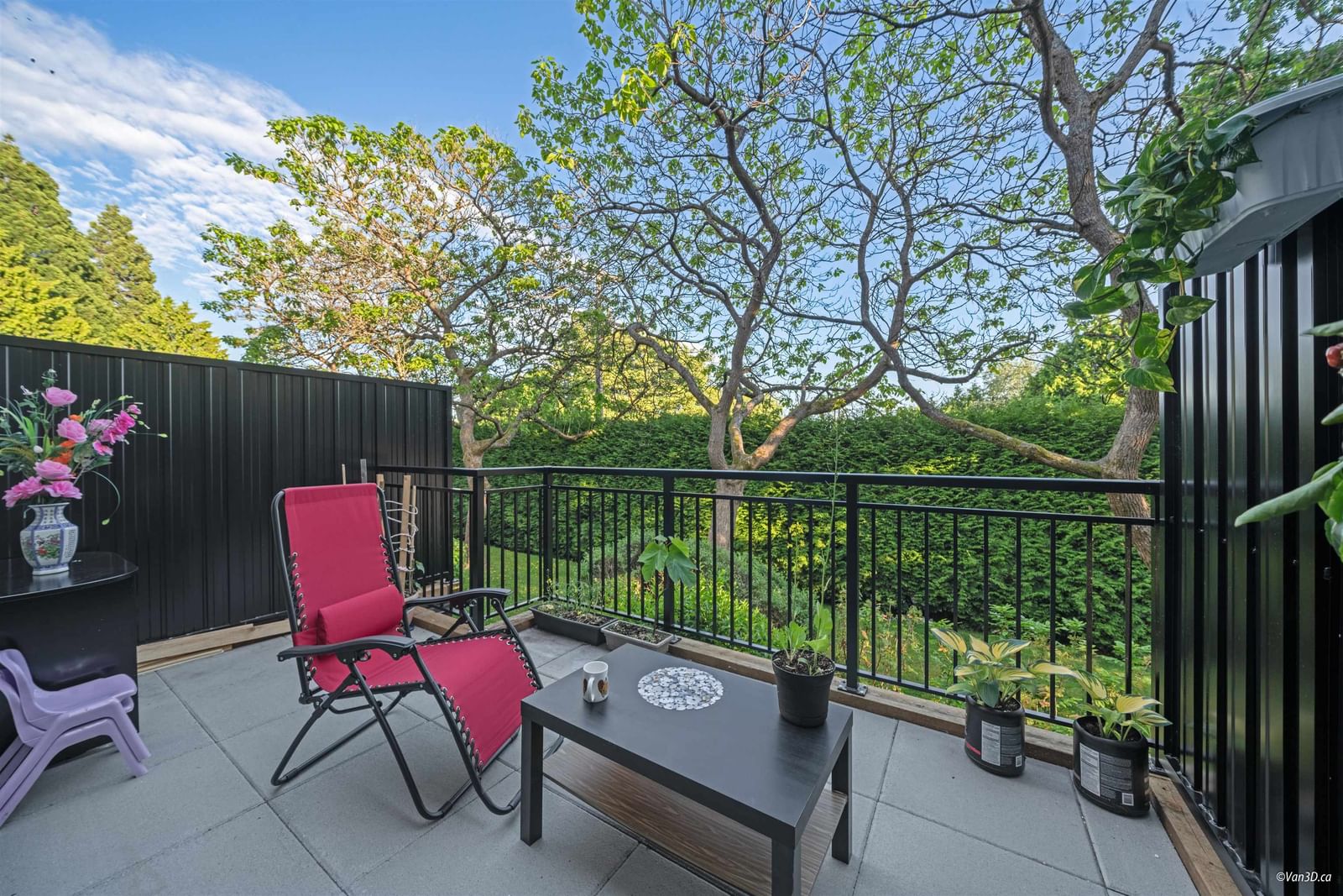 Listing Image 10