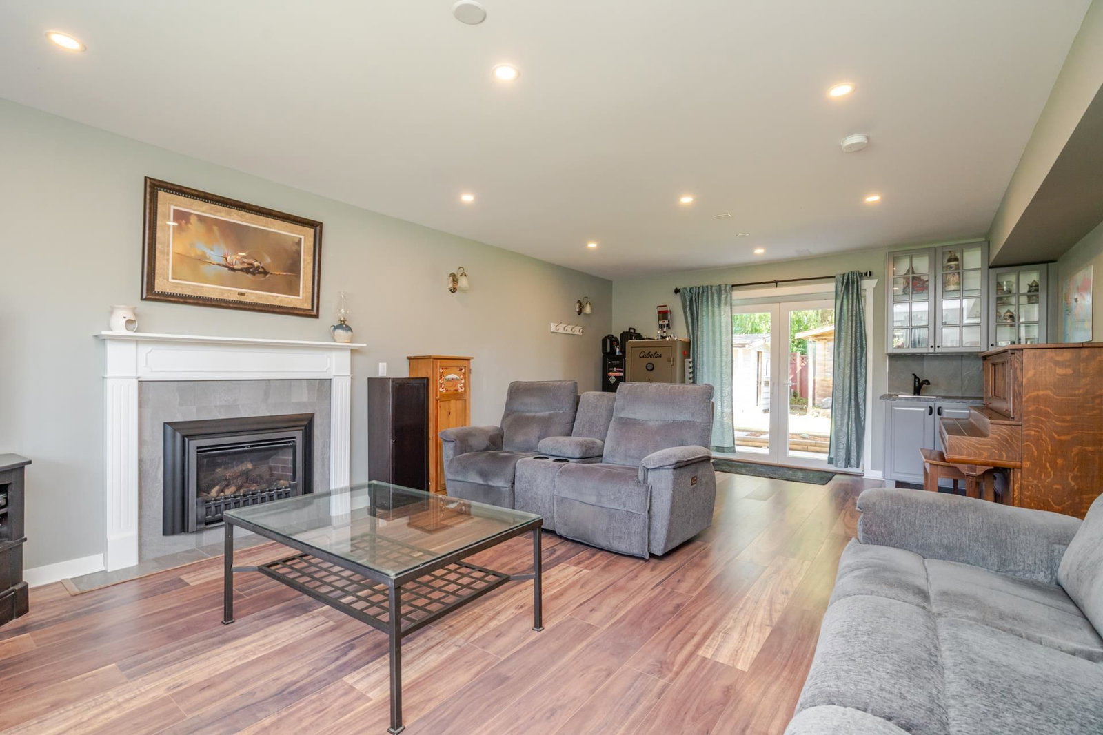Listing Image 20