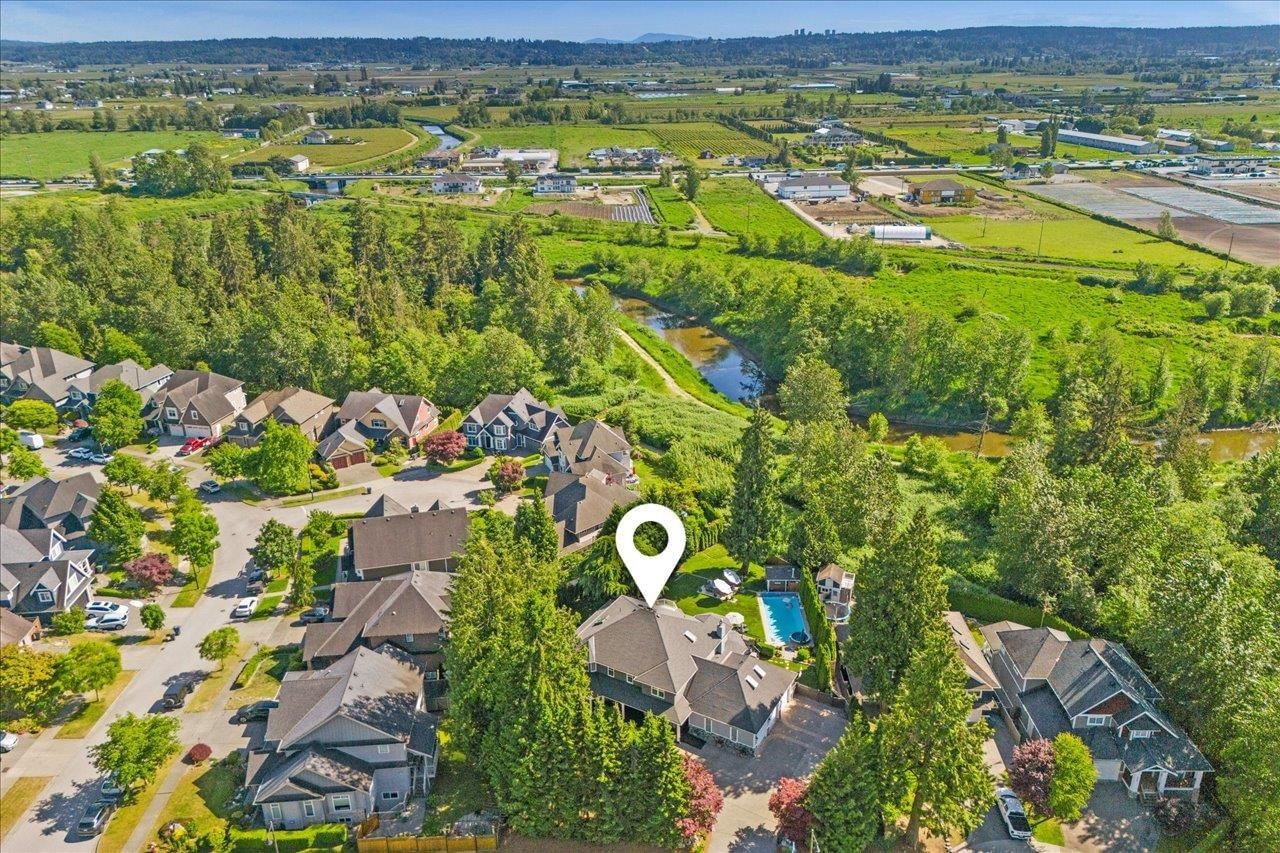 Listing Image 40