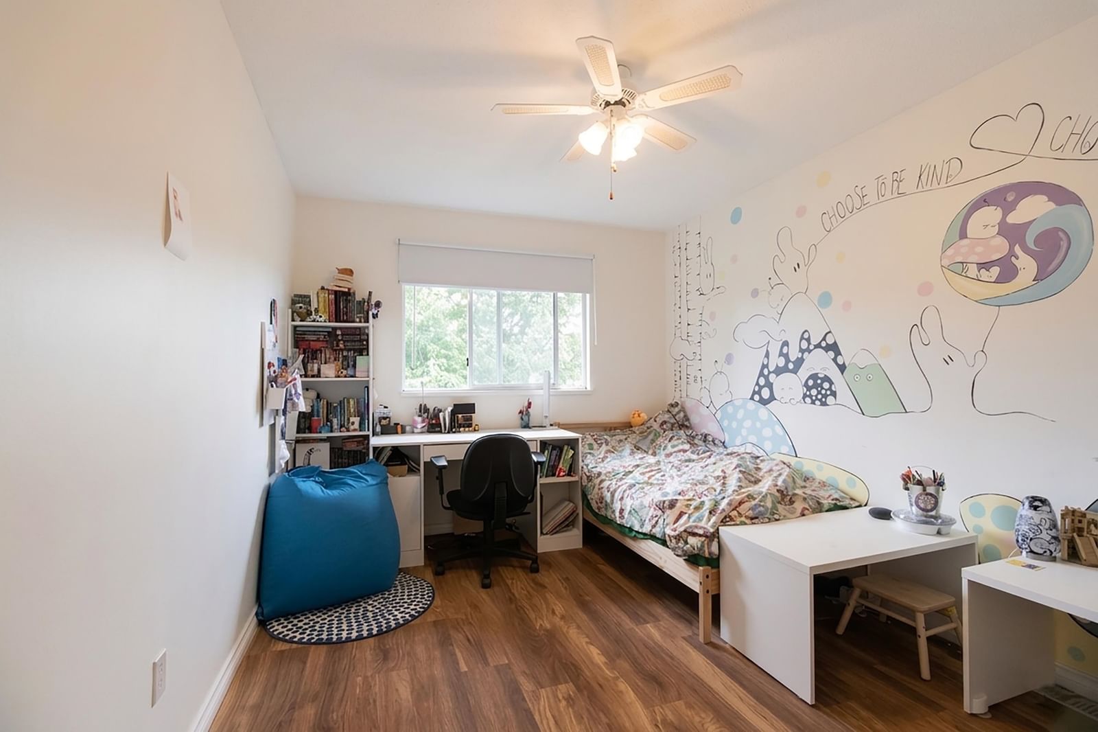 Listing Image 13