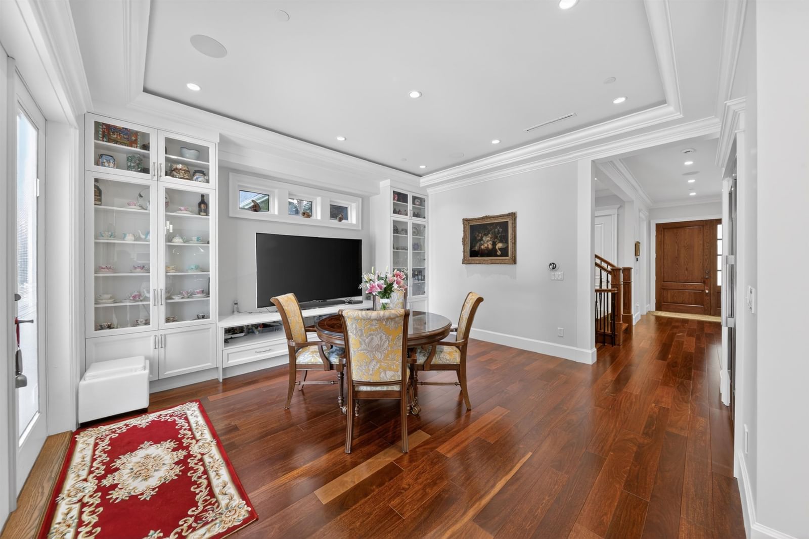 Listing Image 8