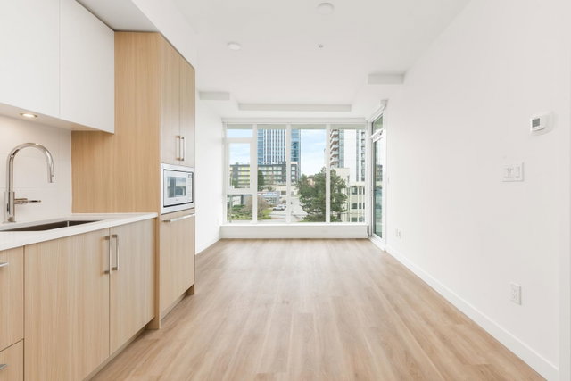 302 - 9675 King George Boulevard