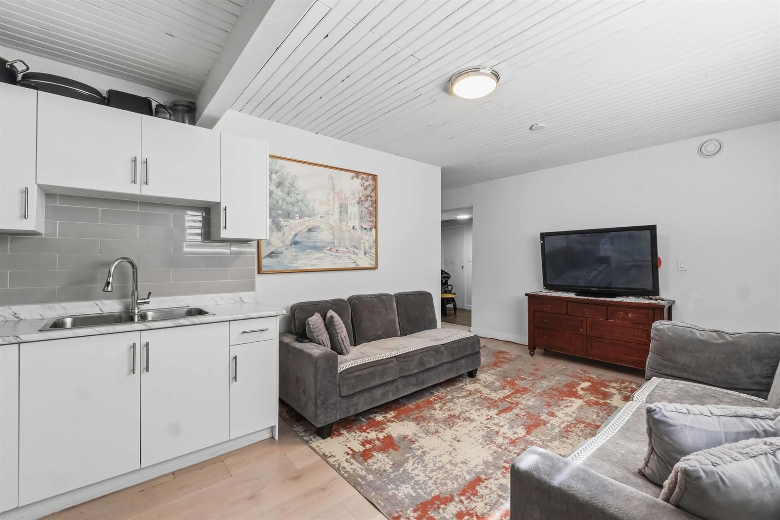 Listing Image 20