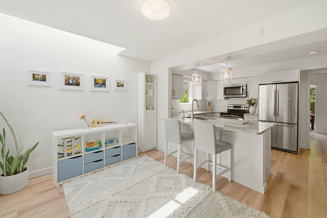 27 - 1001 Northlands Drive