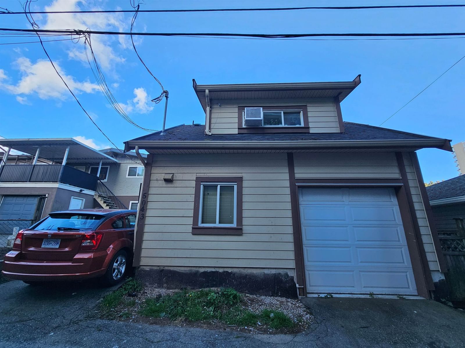 Listing Image 10