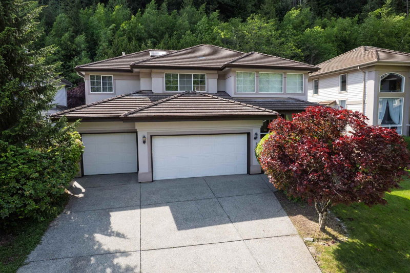 1722 Sugarpine Court
