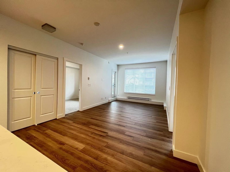B206 - 20487 65 Avenue
