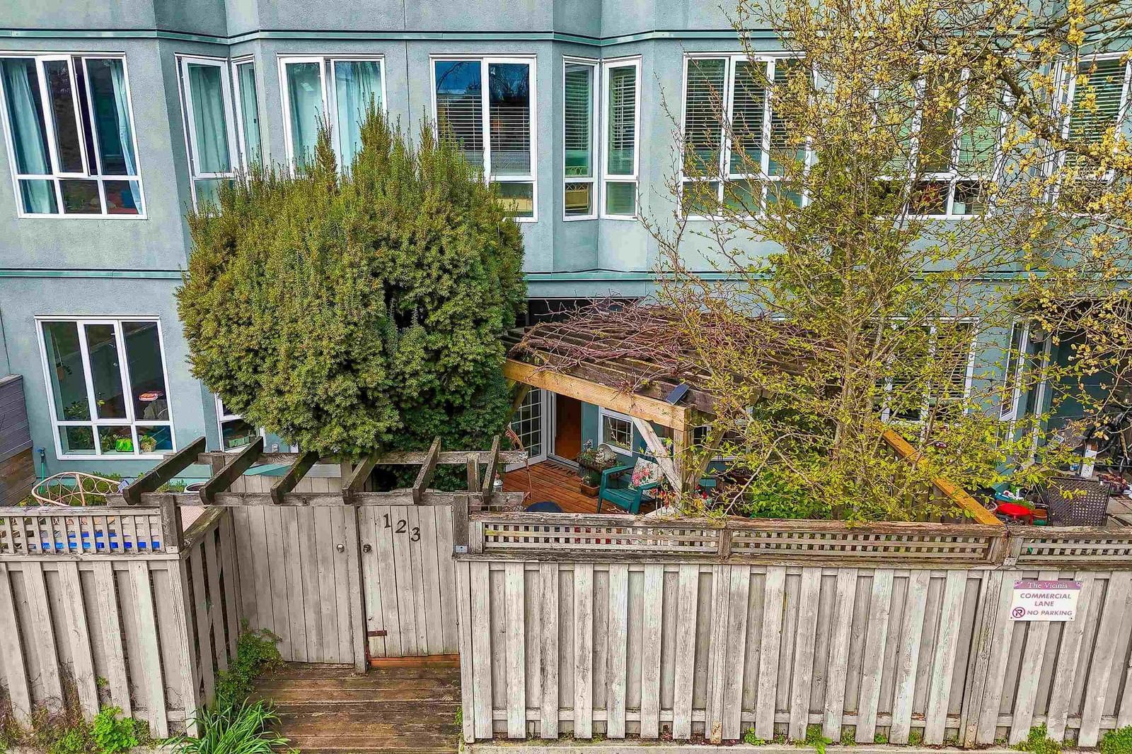 Listing Image 18