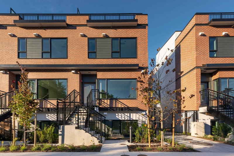 263 - 479 28th Avenue W