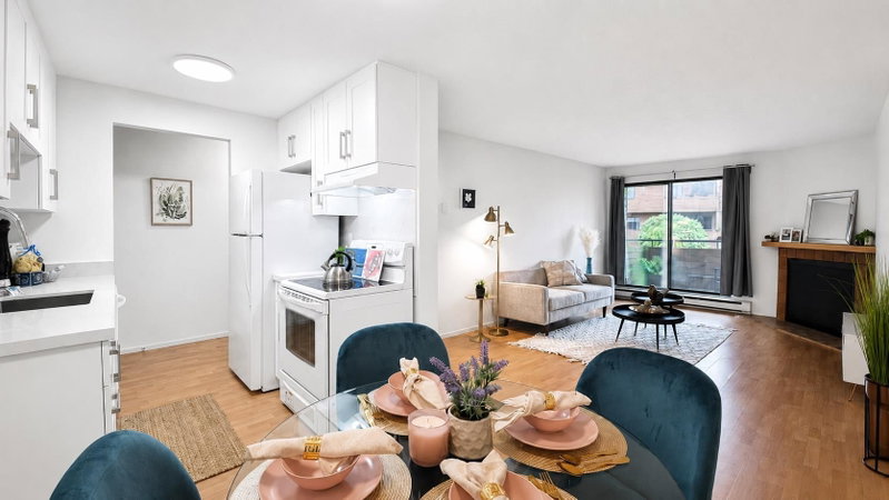 206 - 7295 Moffatt Road