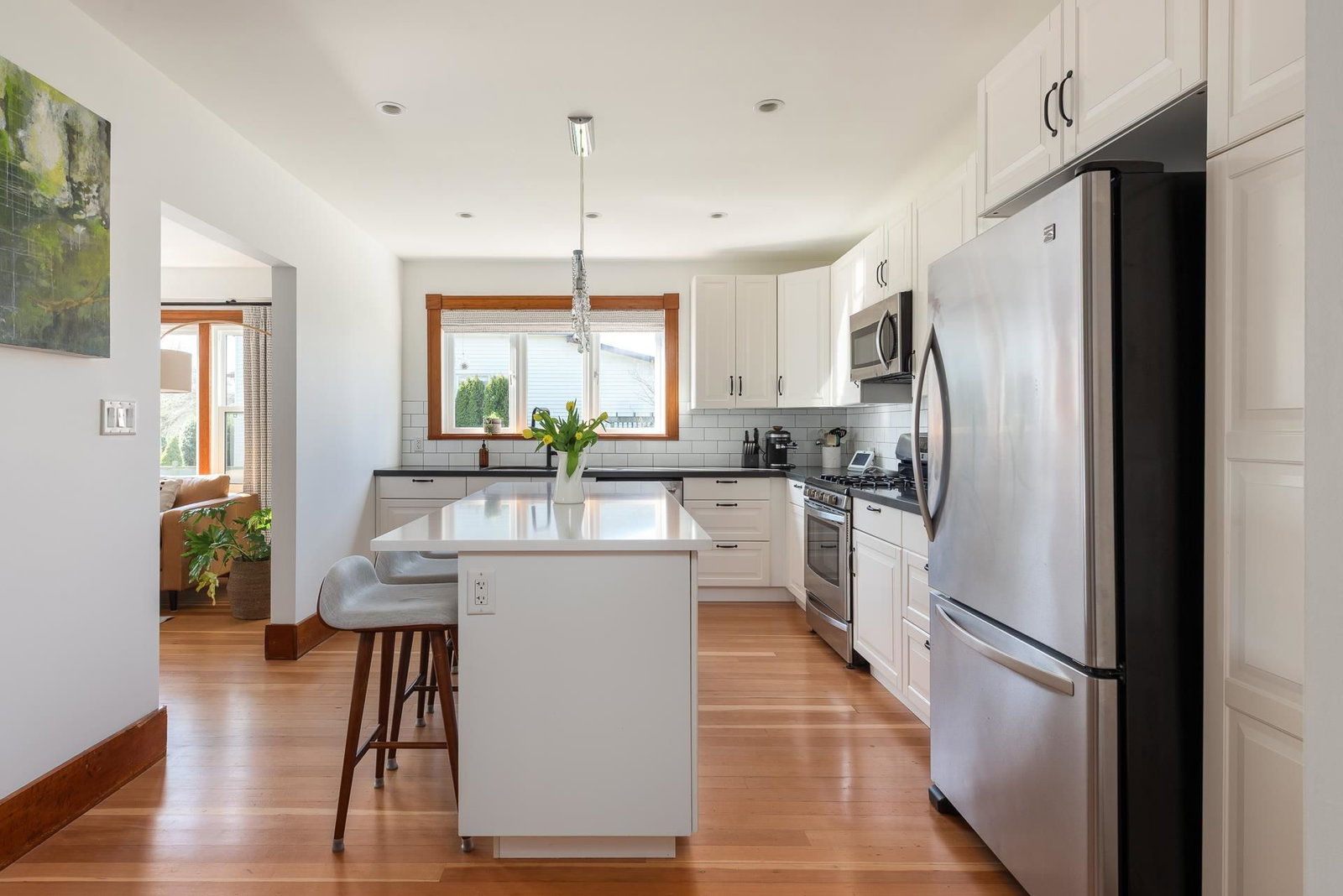 Listing Image 10