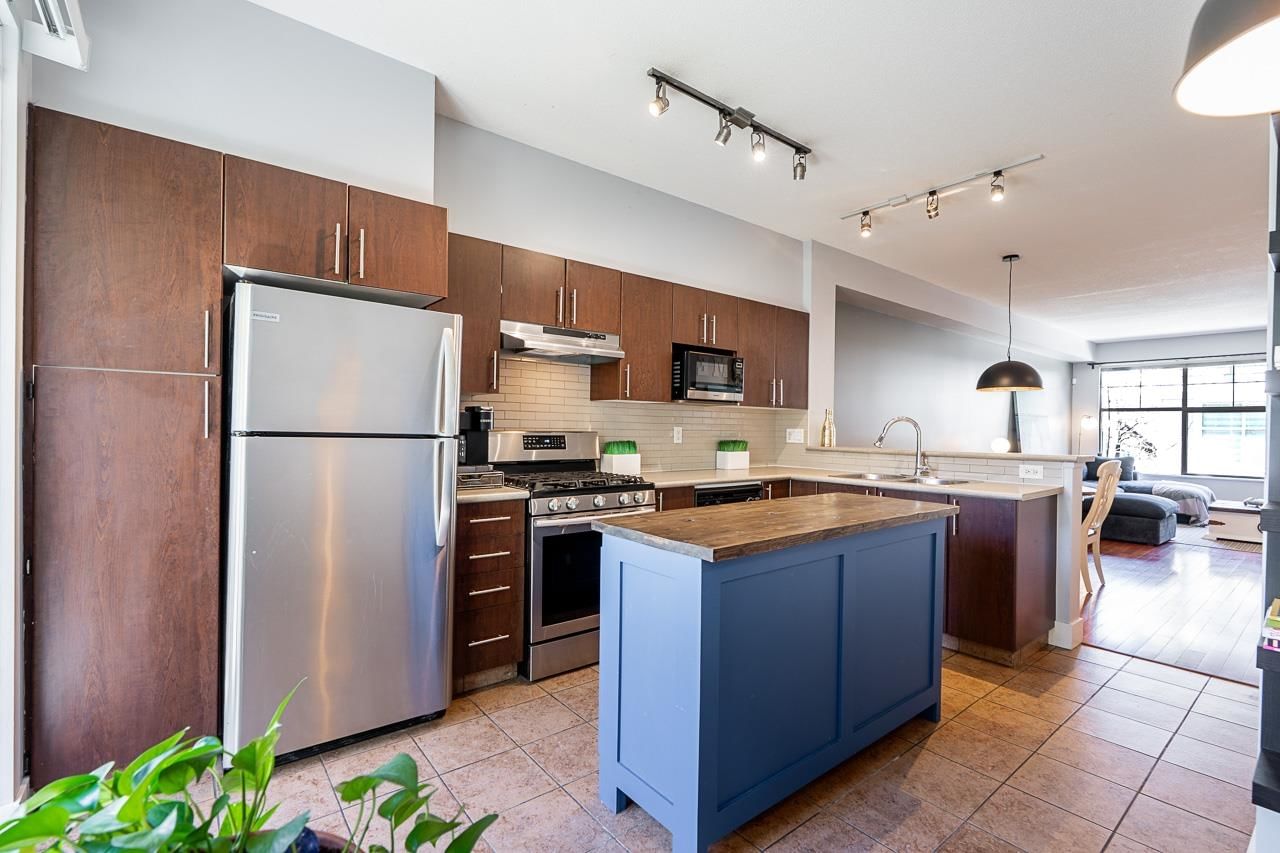 Listing Image 15