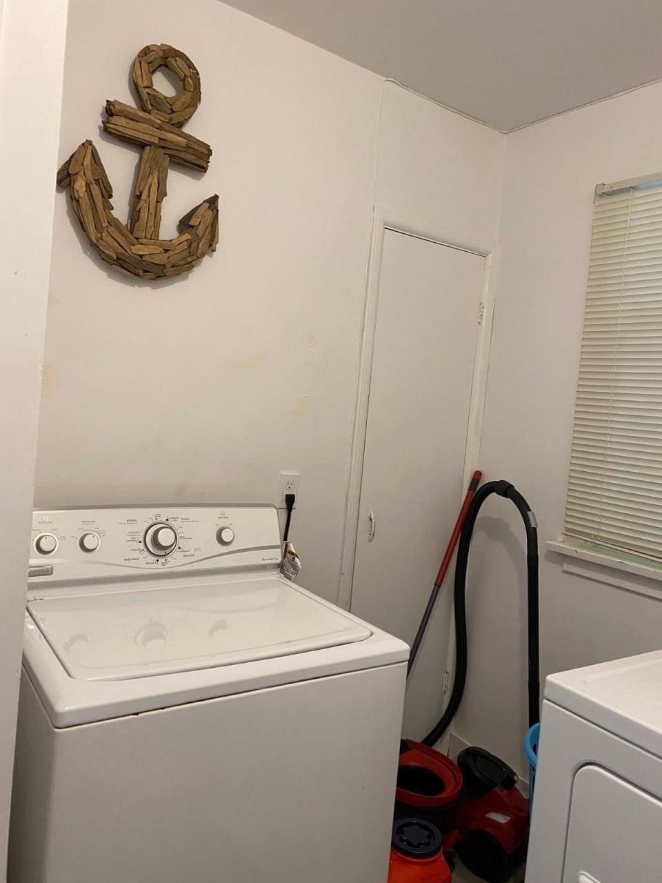 Listing Image 24