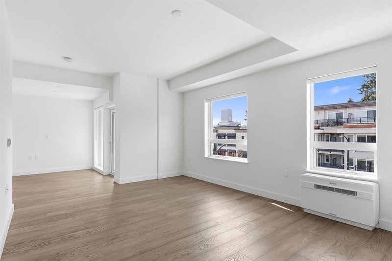 309 - 3590 39th Avenue W