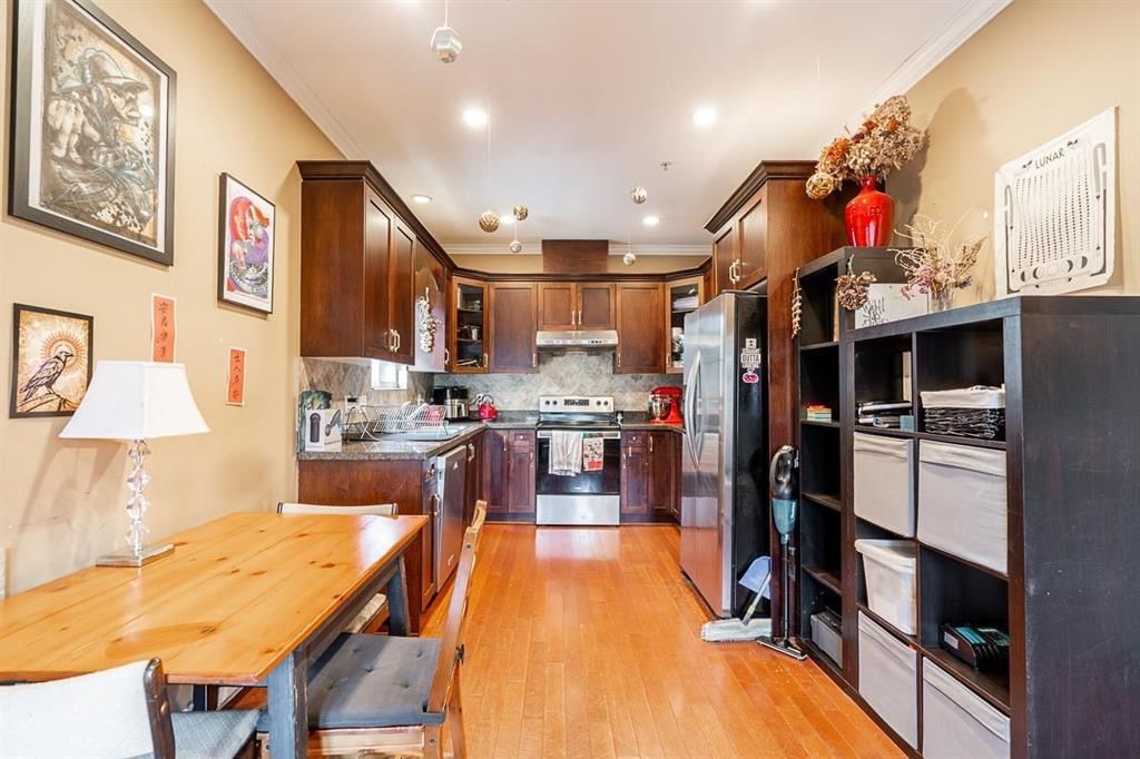 Listing Image 15