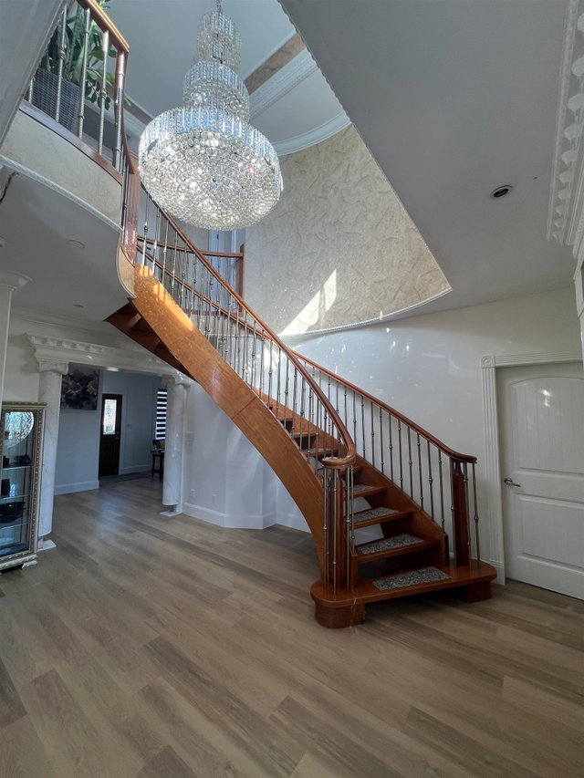 7838 Jasper Crescent