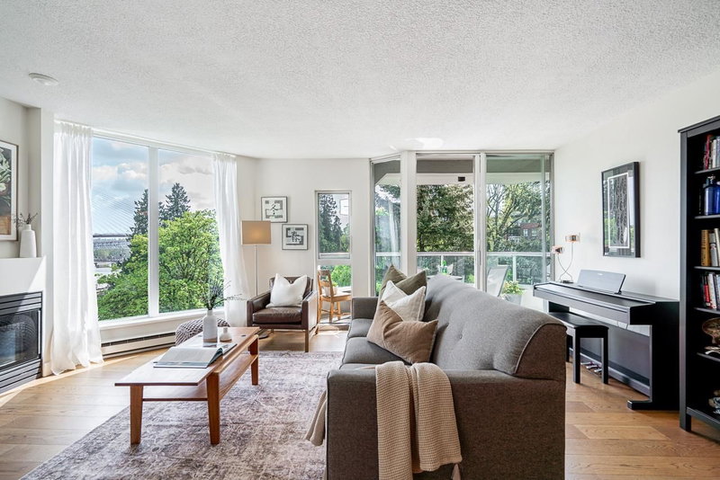 69 Jamieson Court #706, New Westminster, British Columbia