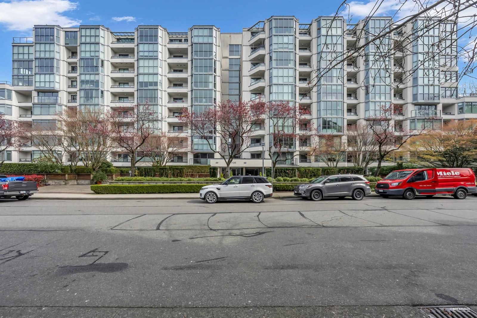 Listing Image 17